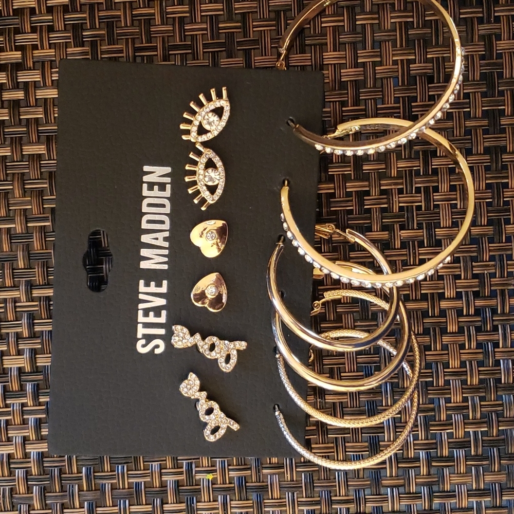 Steve Madden New 3 hoop earrings 3 stud earrings gold tone